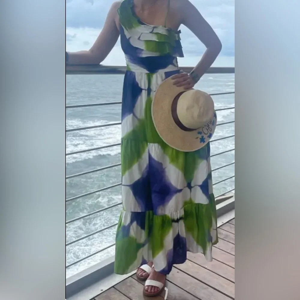 Busayo Collective Ruffle maxi dress patterned in Green and Blue tie-dye. Size 6 - Picture 8 of 10